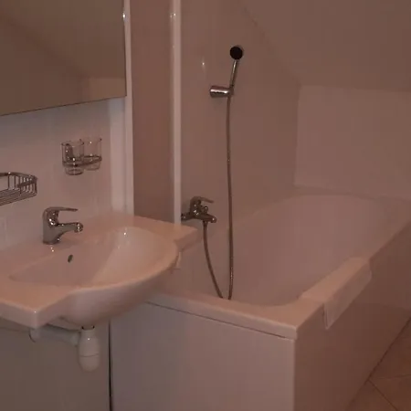 Corner U Divadla*** -