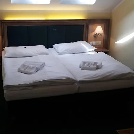 Hotel Corner U Divadla*** - Znojmo