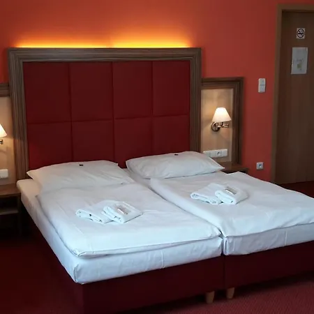 Corner U Divadla*** -