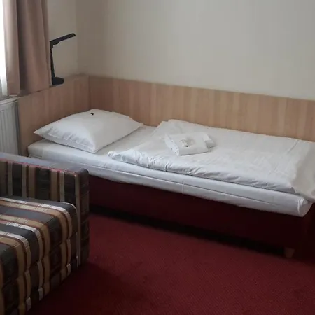 Hotel Corner U Divadla*** -