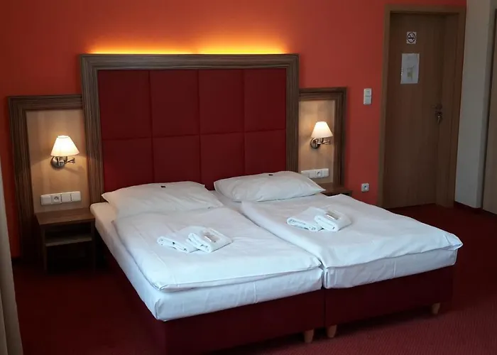 Corner U Divadla*** -